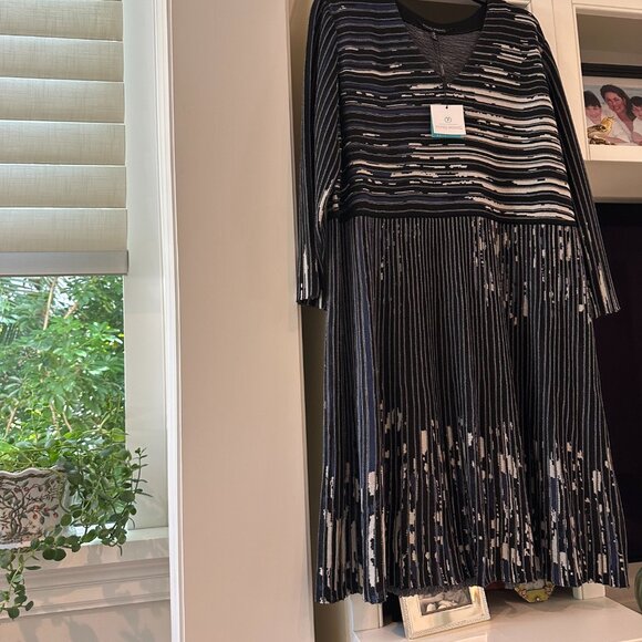 MING WANG STRIPE JACQUARD SWEATER DRESS - Picture 1 of 4